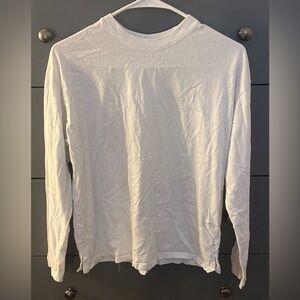 Small Target Women’s White Long Sleeve Tee Shirt